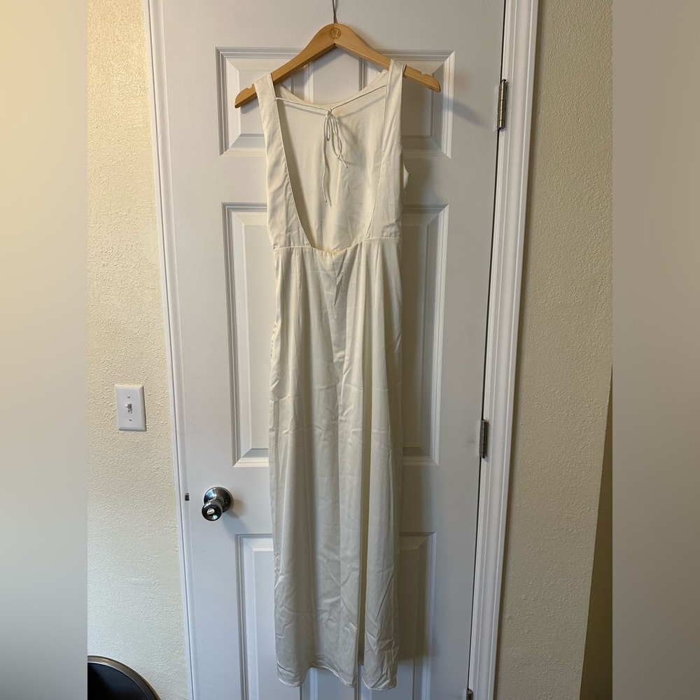 Abercrombie & Fitch White Maxi Dress - Picture 8 of 12
